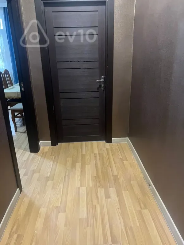 Kirayə verilir 2 otaqlı yeni tikili 60 m²