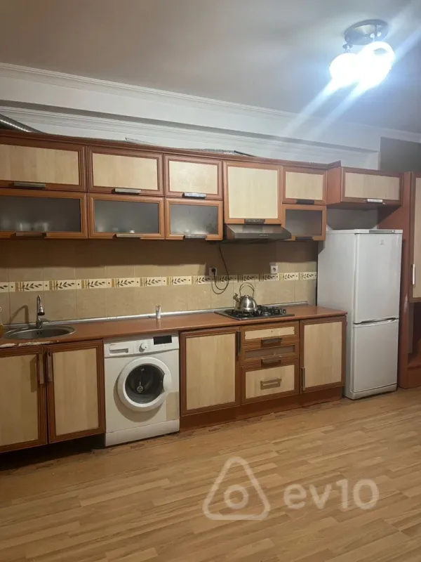 Kirayə verilir 2 otaqlı yeni tikili 60 m²