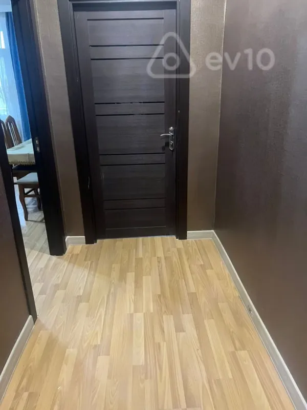 Kirayə verilir 2 otaqlı yeni tikili 60 m²