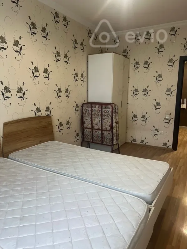 Kirayə verilir 2 otaqlı yeni tikili 60 m²