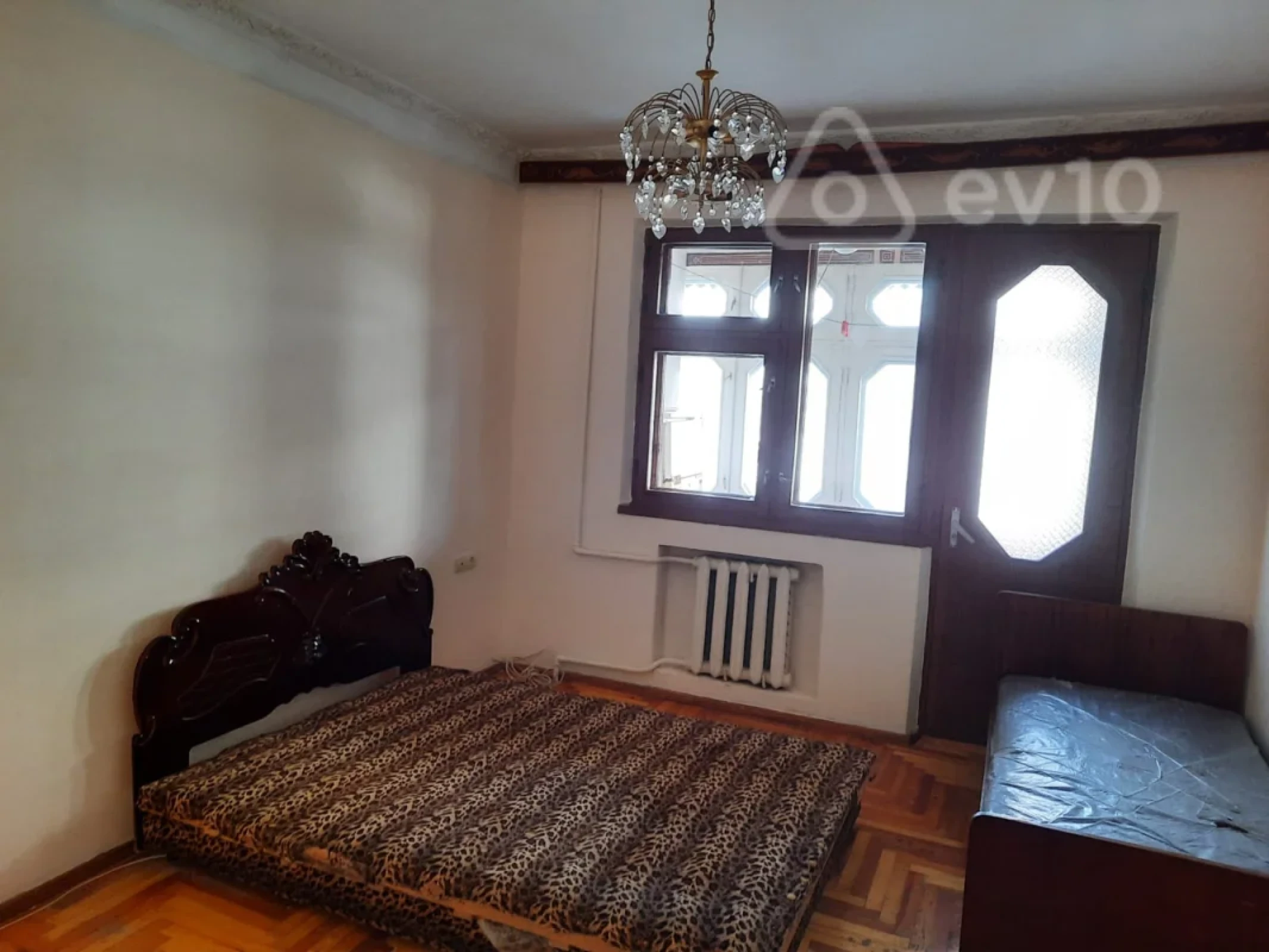 Kirayə verilir 3 otaqlı köhnə tikili 70 m²