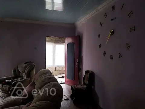 Satılır 3 otaqlı həyət evi 100 m²