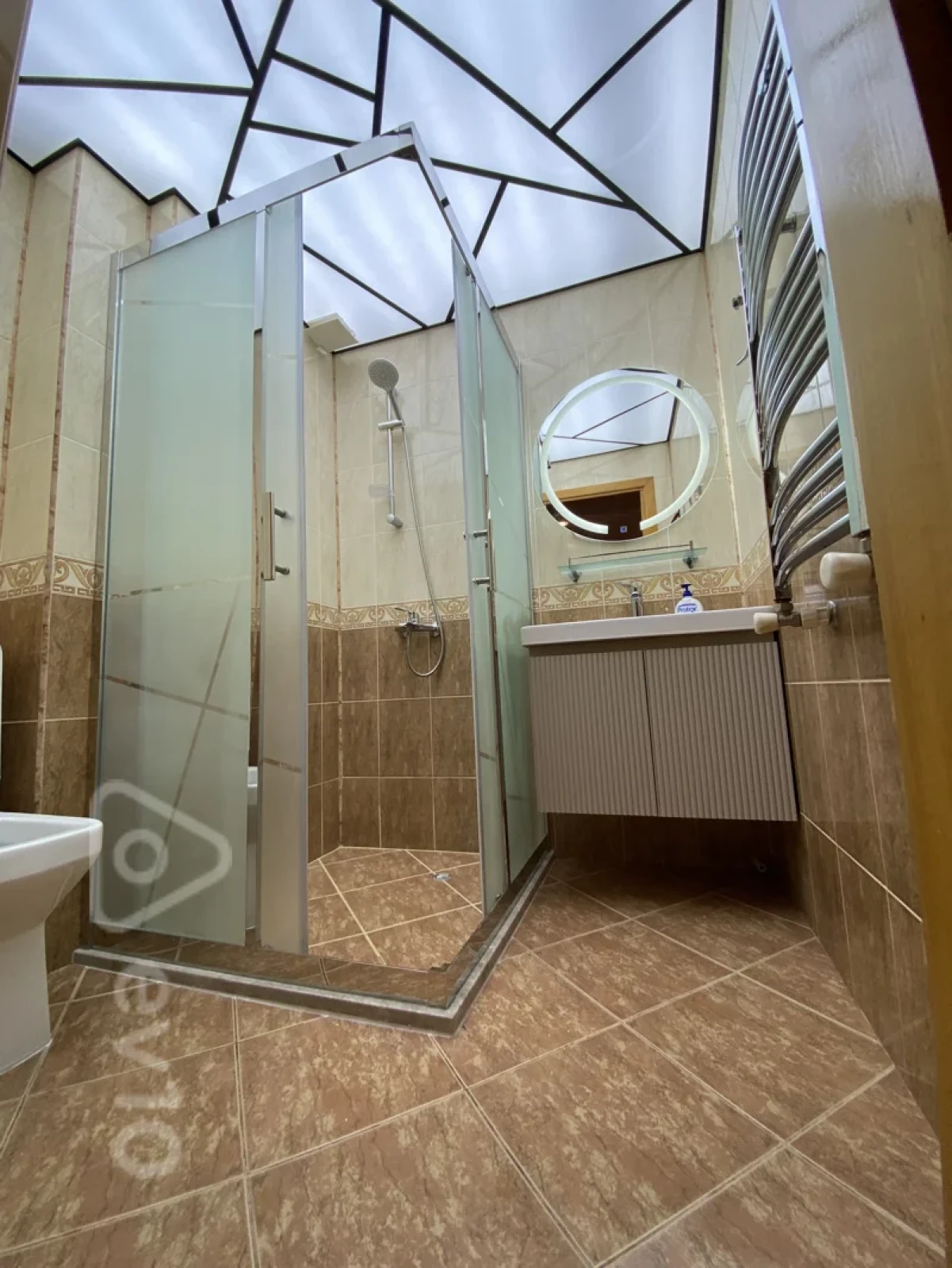 Satılır 2 otaqlı yeni tikili 86 m²