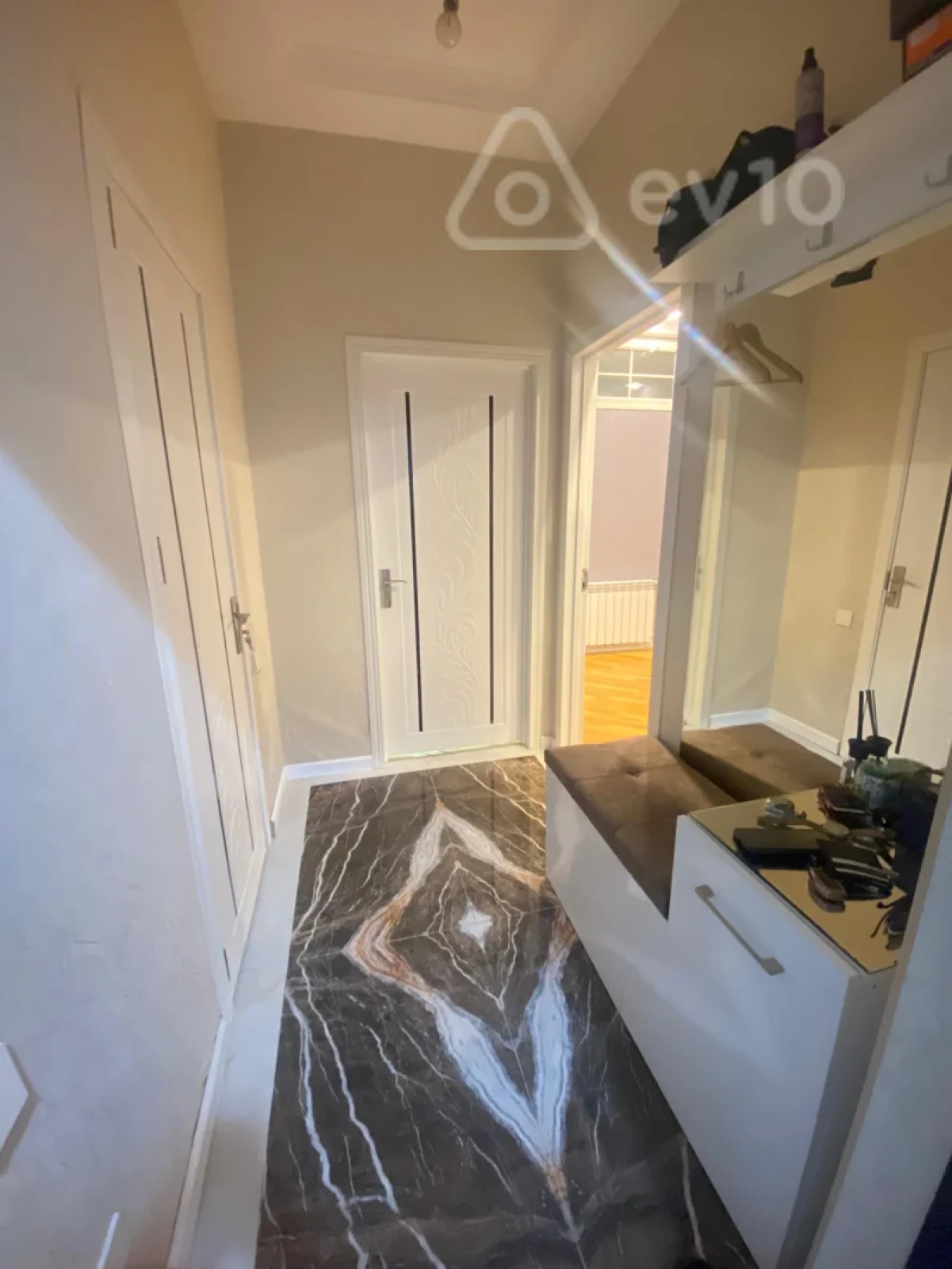 Satılır 2 otaqlı yeni tikili 53 m²