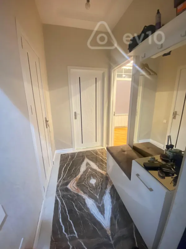 Satılır 2 otaqlı yeni tikili 53 m²