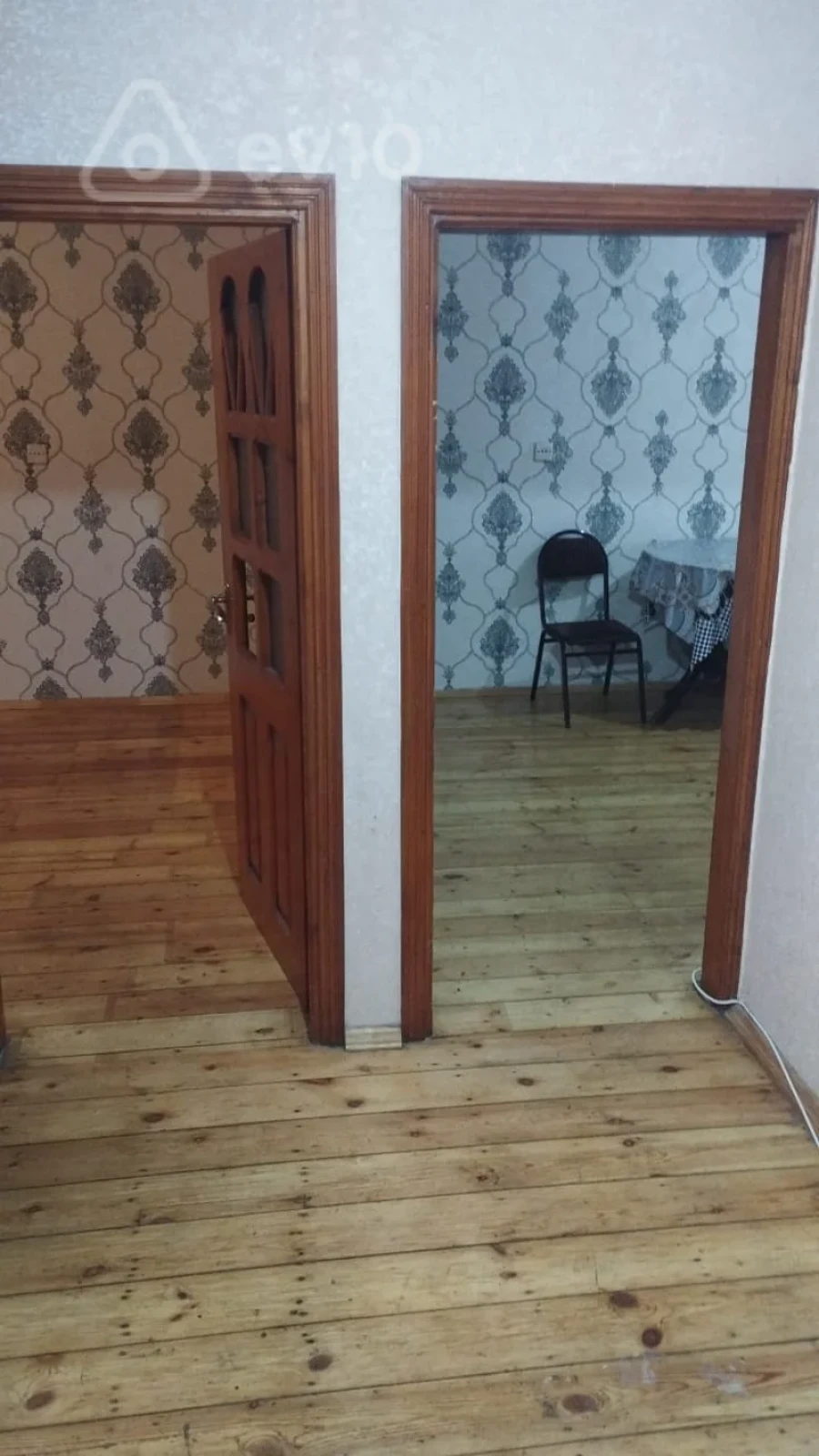 Kirayə verilir 4 otaqlı köhnə tikili 80 m²