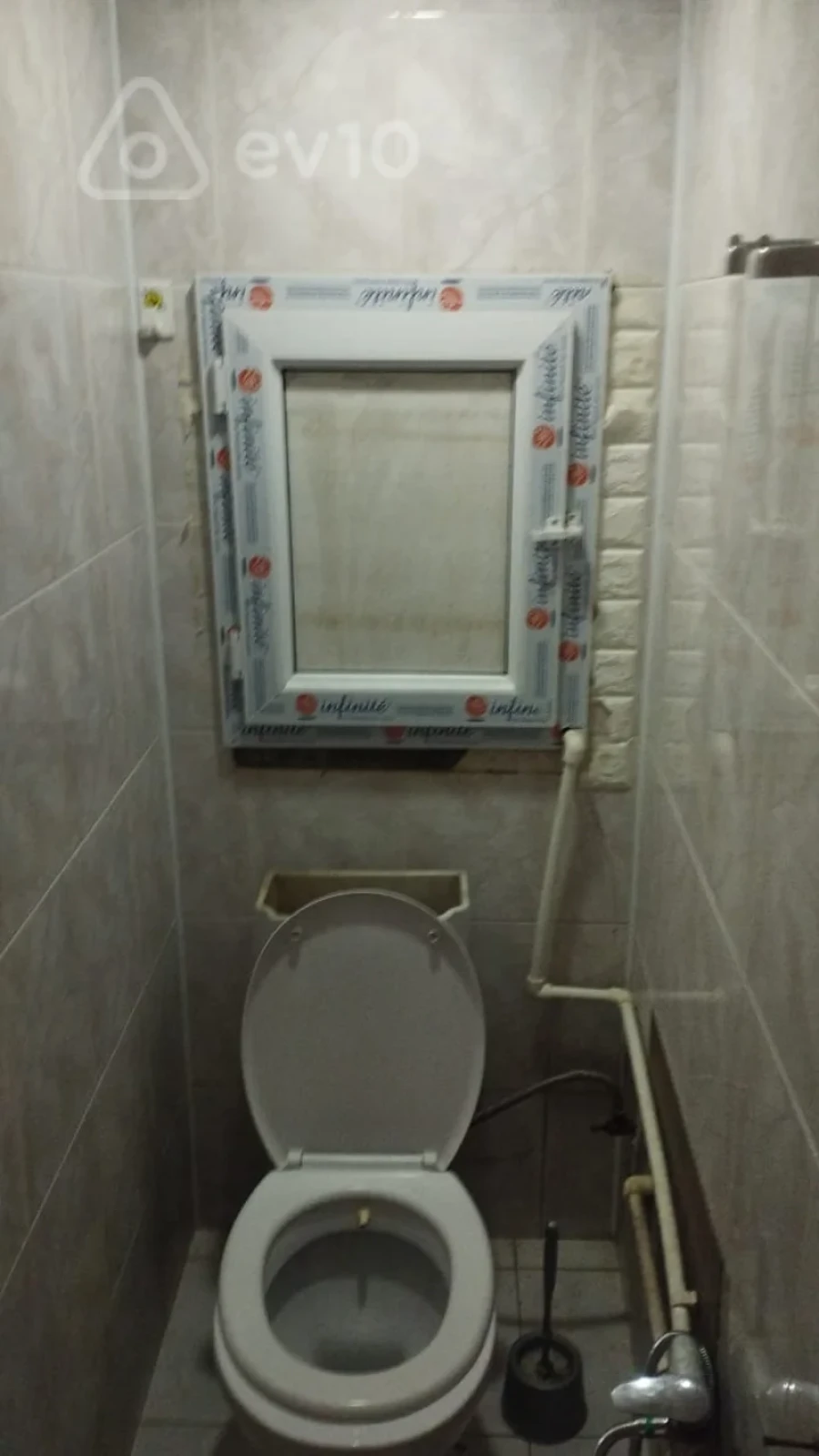 Kirayə verilir 4 otaqlı köhnə tikili 80 m²