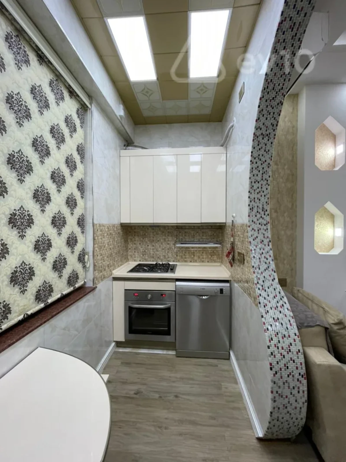 Kirayə verilir 3 otaqlı yeni tikili 80 m²