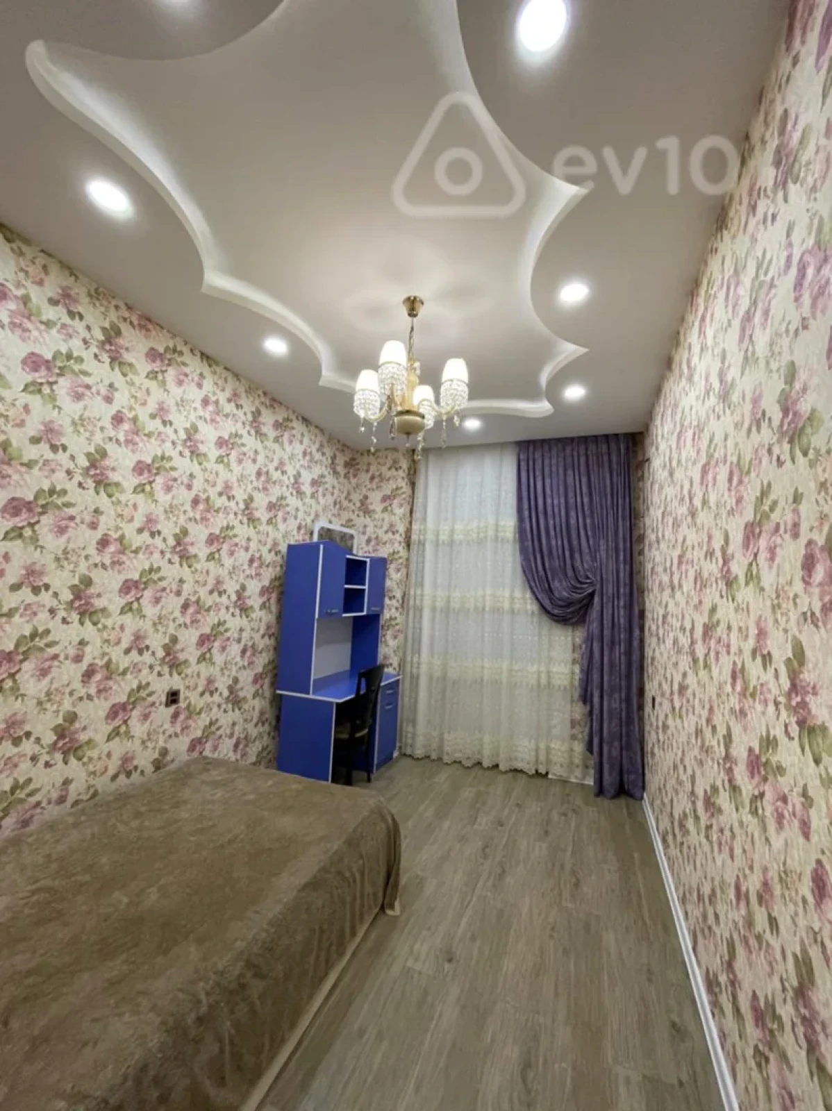 Kirayə verilir 3 otaqlı yeni tikili 80 m²