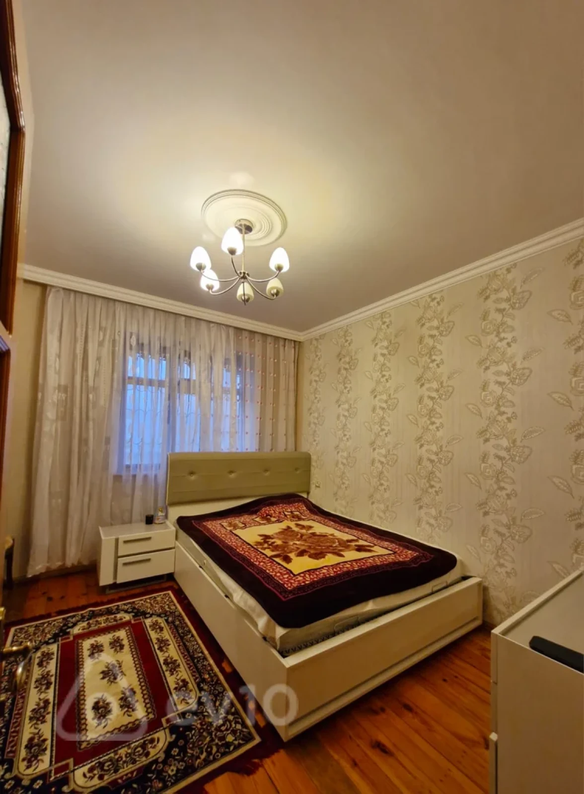 Kirayə verilir 3 otaqlı köhnə tikili 75 m²