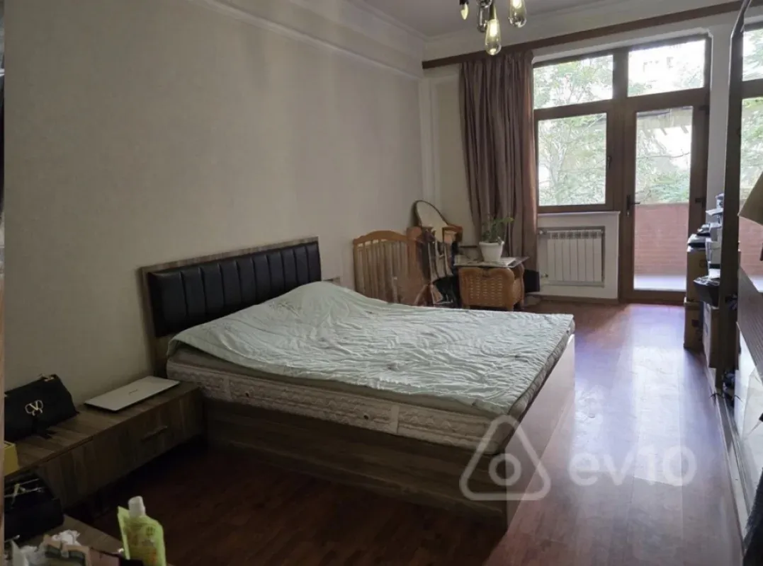Satılır 4 otaqlı yeni tikili 161 m²