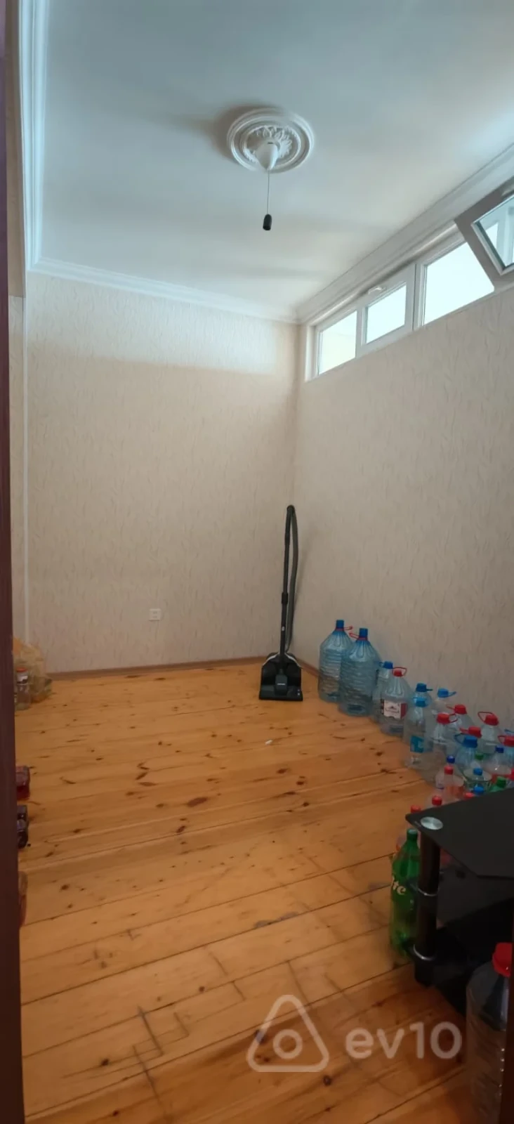 Satılır 3 otaqlı yeni tikili 72 m²