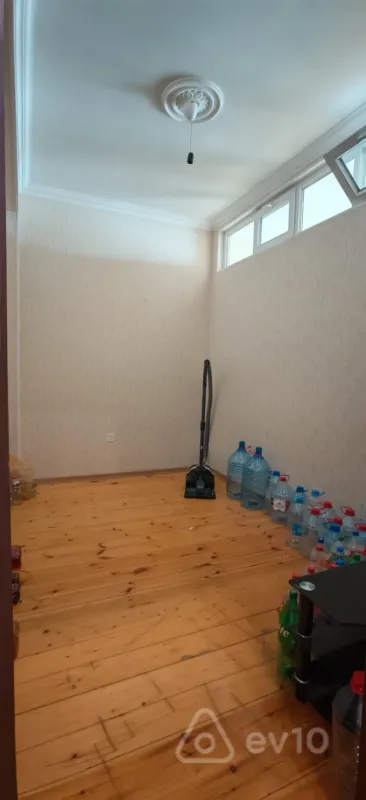 Satılır 3 otaqlı yeni tikili 72 m²