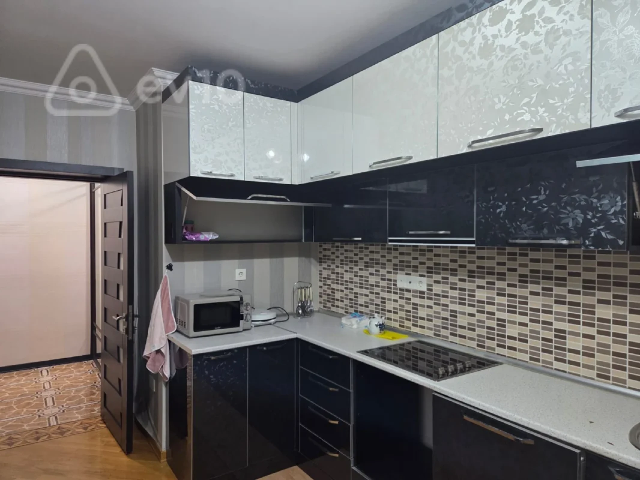 Kirayə verilir 2 otaqlı yeni tikili 101 m²