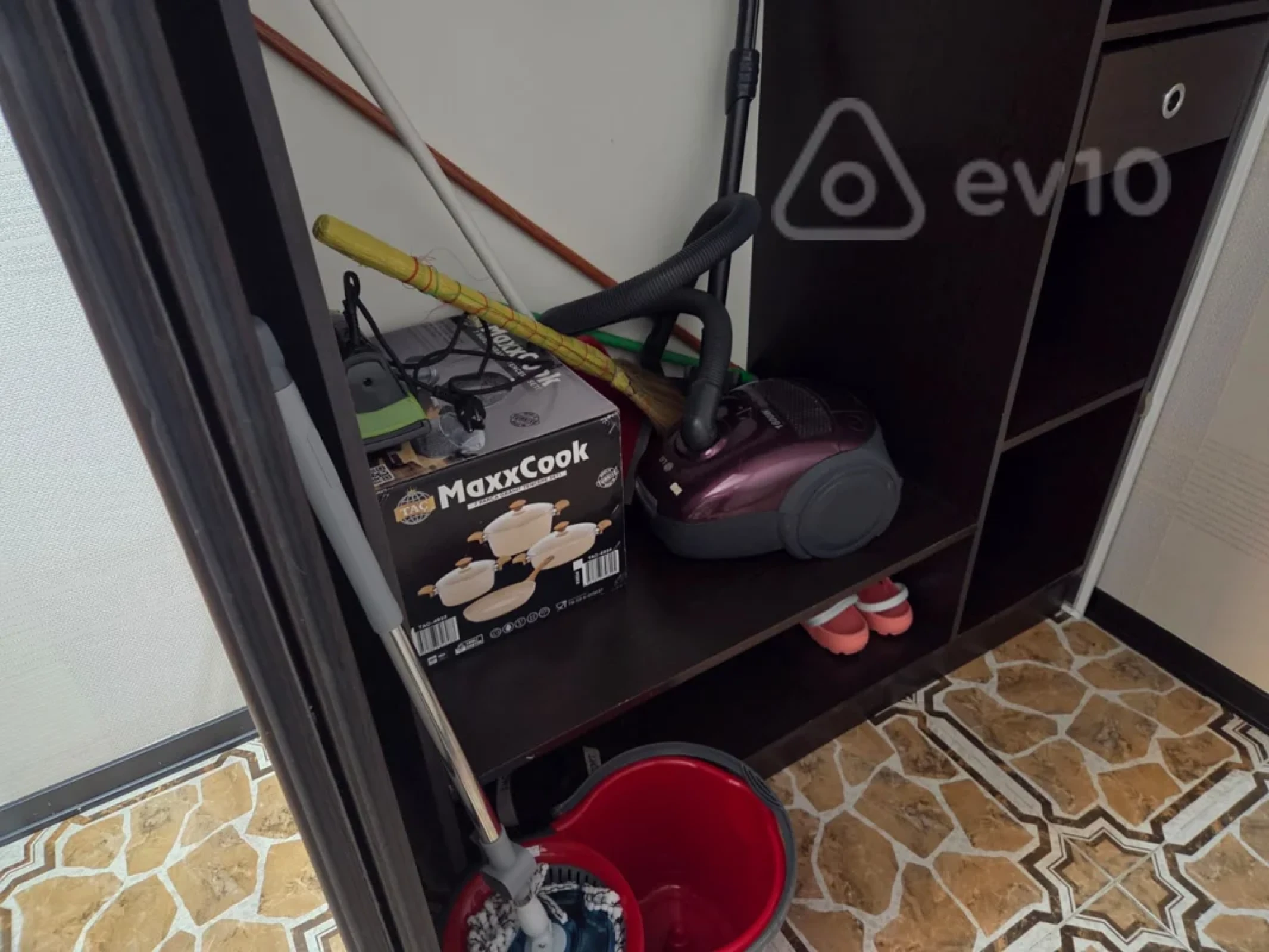 Kirayə verilir 2 otaqlı yeni tikili 101 m²