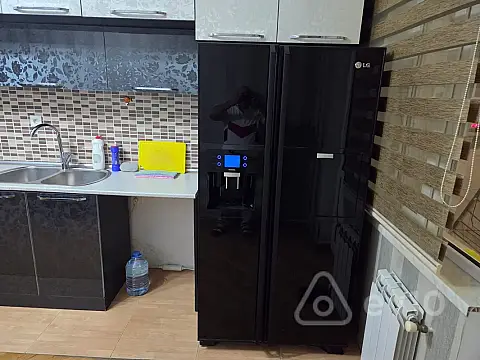 Kirayə verilir 2 otaqlı yeni tikili 101 m²