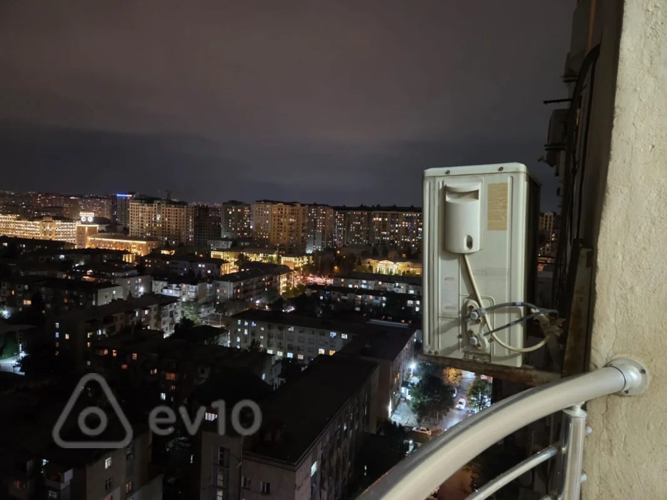 Kirayə verilir 2 otaqlı yeni tikili 101 m²