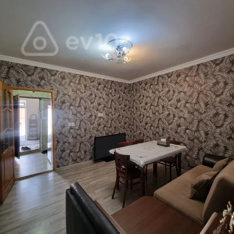Satılır 2 otaqlı həyət evi 55 m²