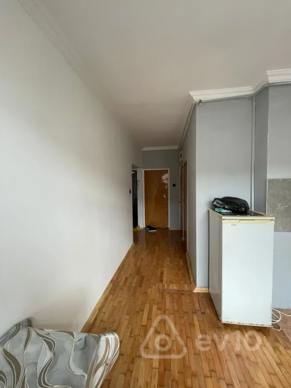Kirayə verilir 2 otaqlı köhnə tikili 70 m²