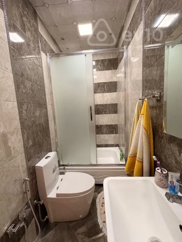 Satılır 6 otaqlı yeni tikili 230 m²