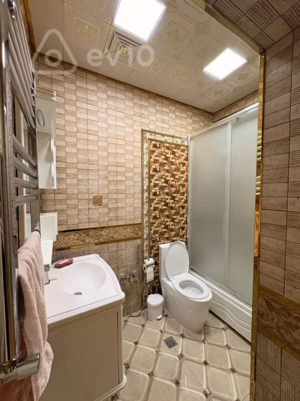 Satılır 6 otaqlı yeni tikili 230 m²