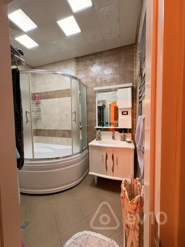 Satılır 6 otaqlı yeni tikili 230 m²