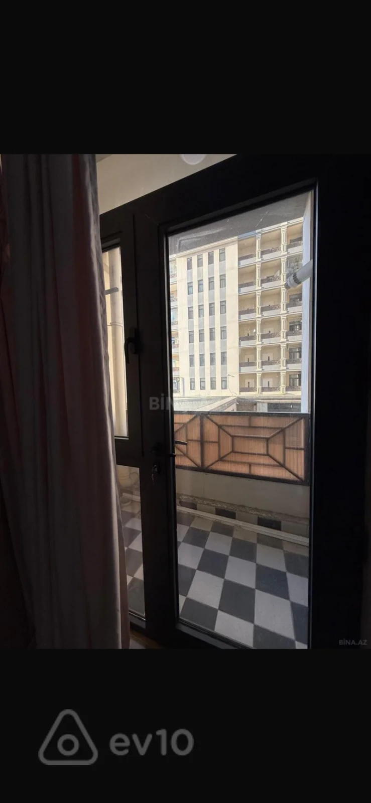 Kirayə verilir 2 otaqlı yeni tikili 70 m²