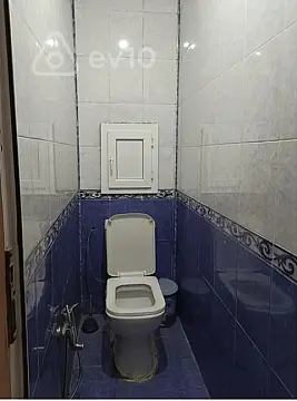 Kirayə verilir 2 otaqlı köhnə tikili 75 m²