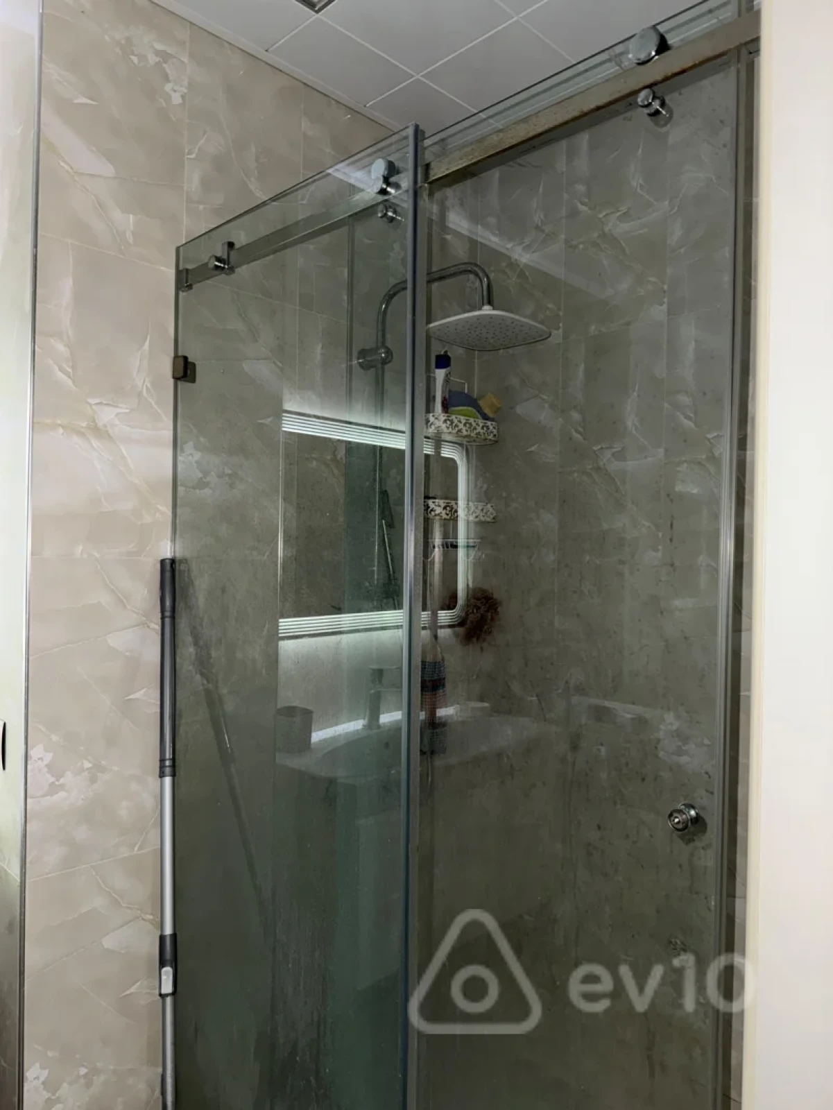 Kirayə verilir 3 otaqlı yeni tikili 90 m²