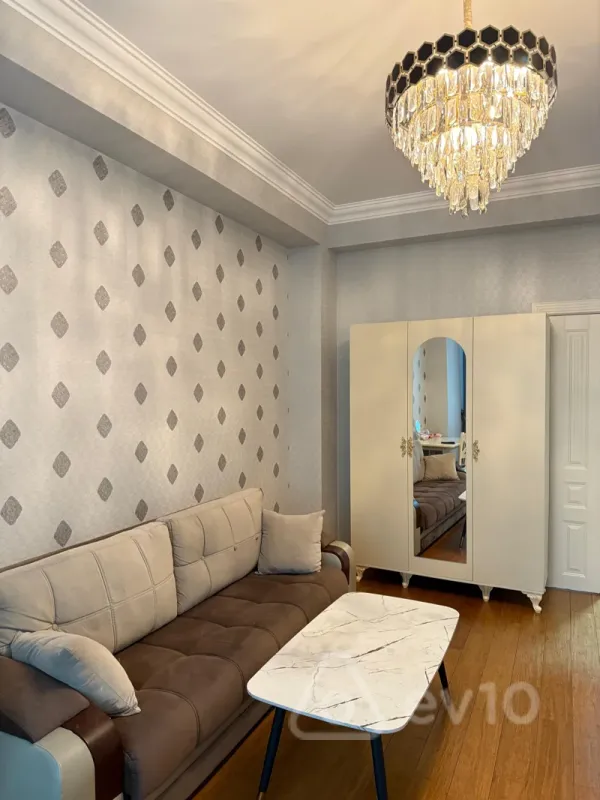Kirayə verilir 3 otaqlı yeni tikili 90 m²