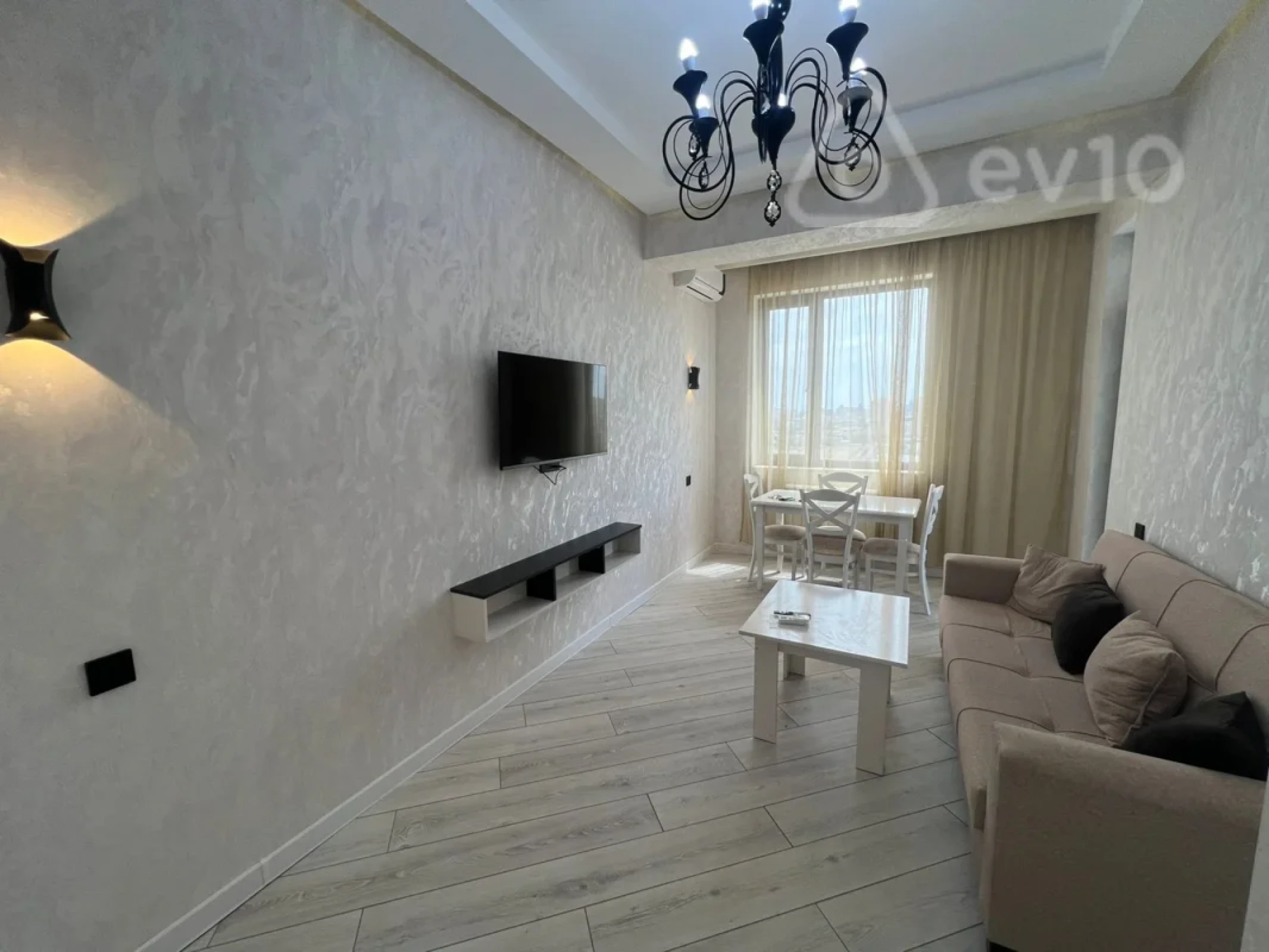 Kirayə verilir 3 otaqlı yeni tikili 100 m²