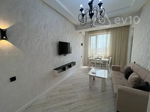 Kirayə verilir 3 otaqlı yeni tikili 100 m²