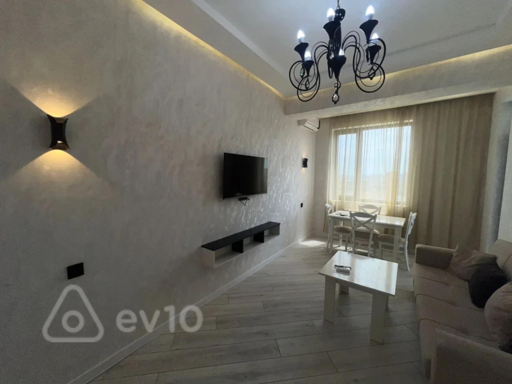 Kirayə verilir 3 otaqlı yeni tikili 100 m²