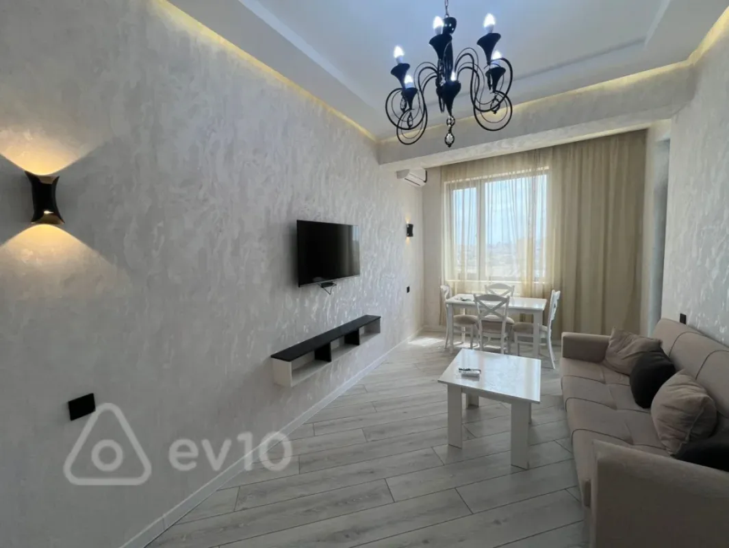 Kirayə verilir 3 otaqlı yeni tikili 100 m²