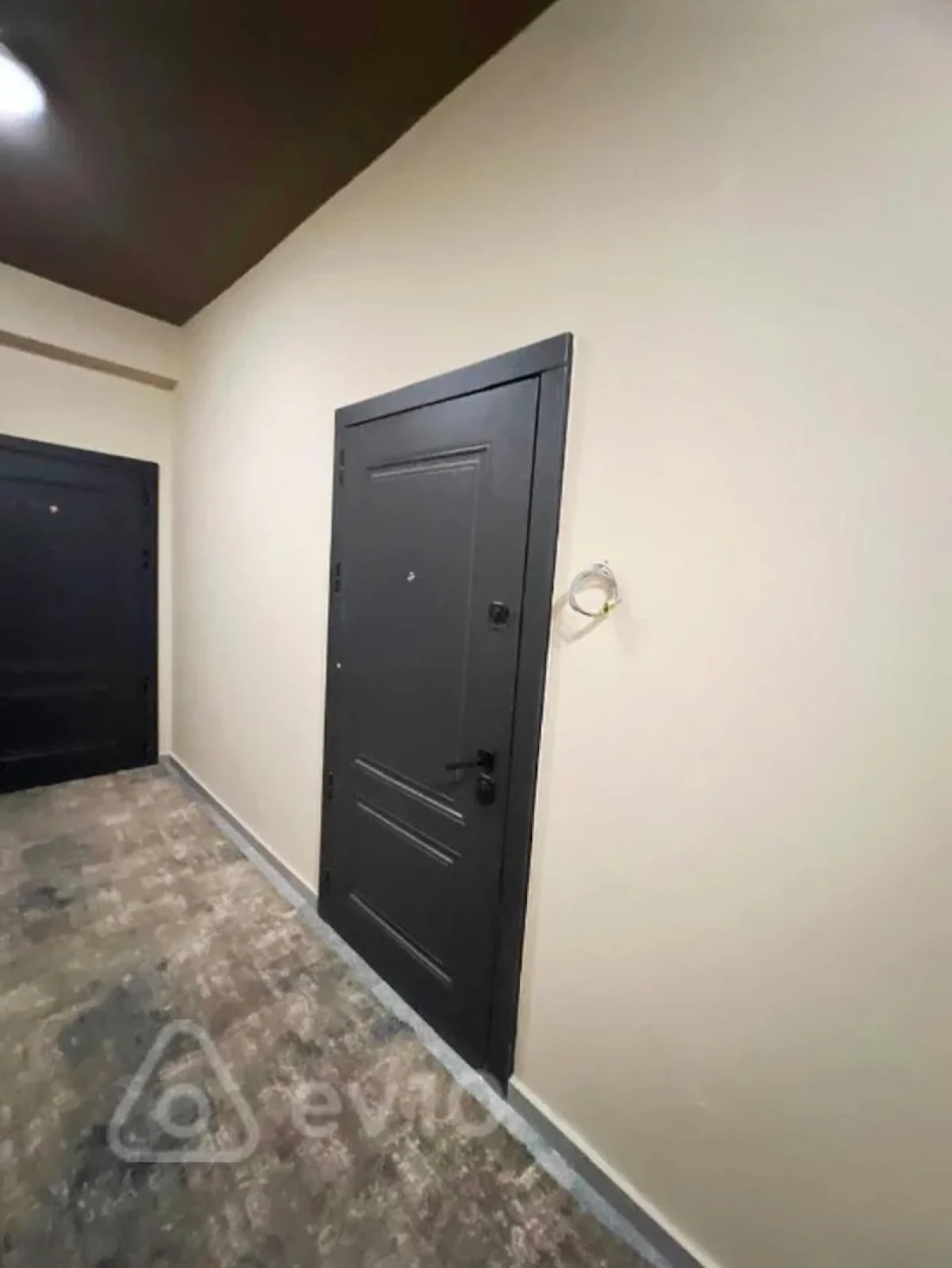 Kirayə verilir 3 otaqlı yeni tikili 80 m²