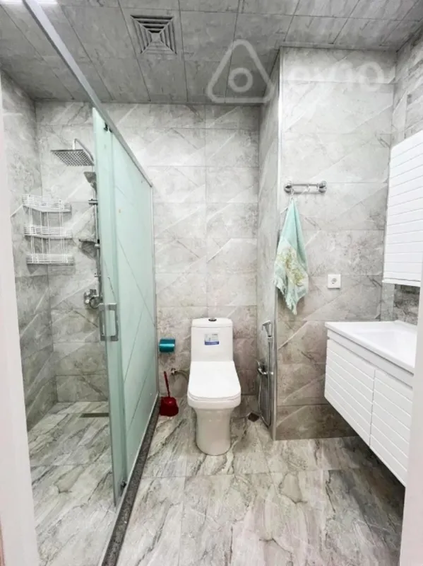 Kirayə verilir 3 otaqlı yeni tikili 80 m²