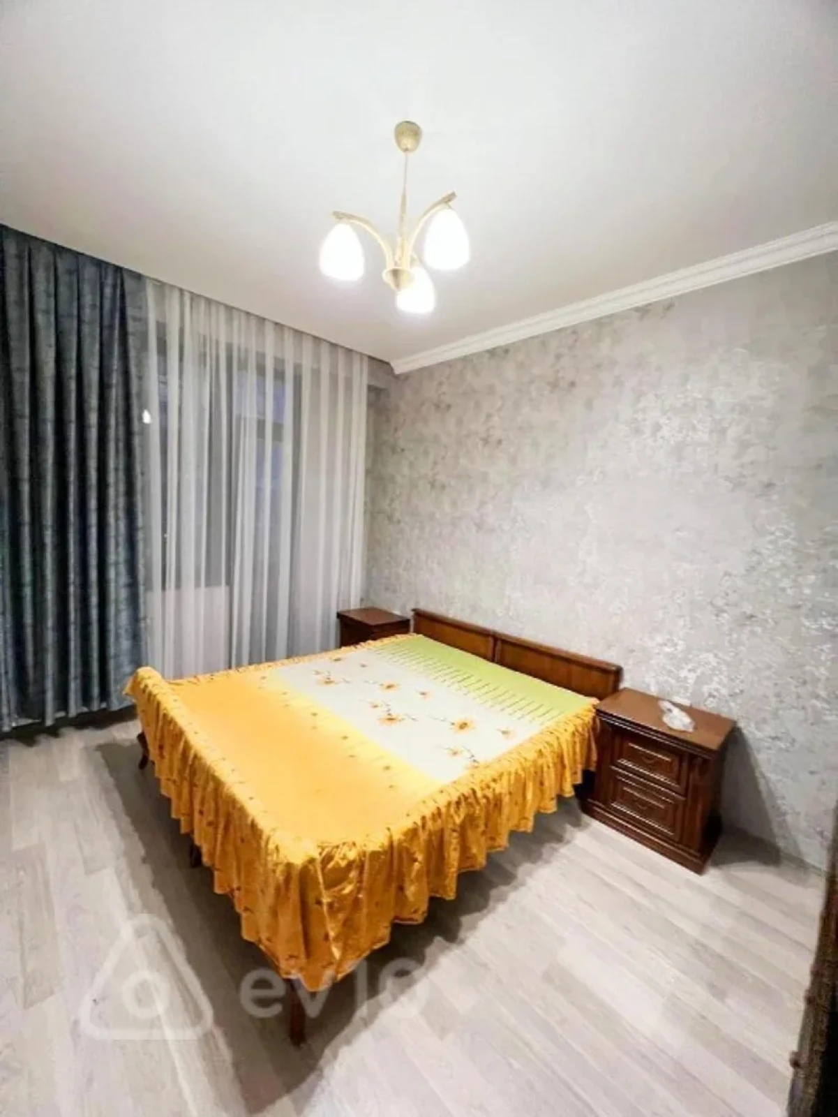 Kirayə verilir 3 otaqlı yeni tikili 80 m²