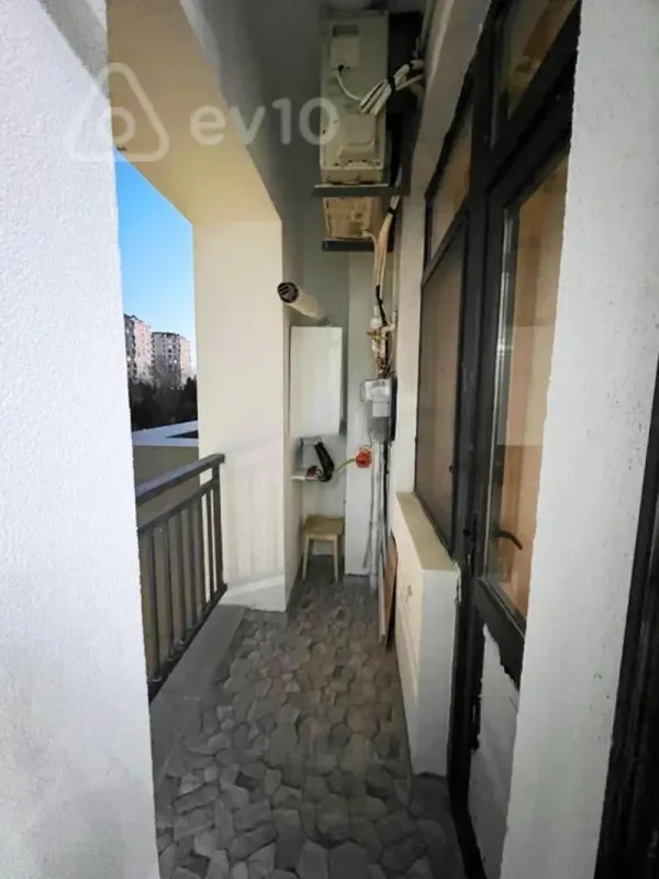 Kirayə verilir 3 otaqlı yeni tikili 80 m²