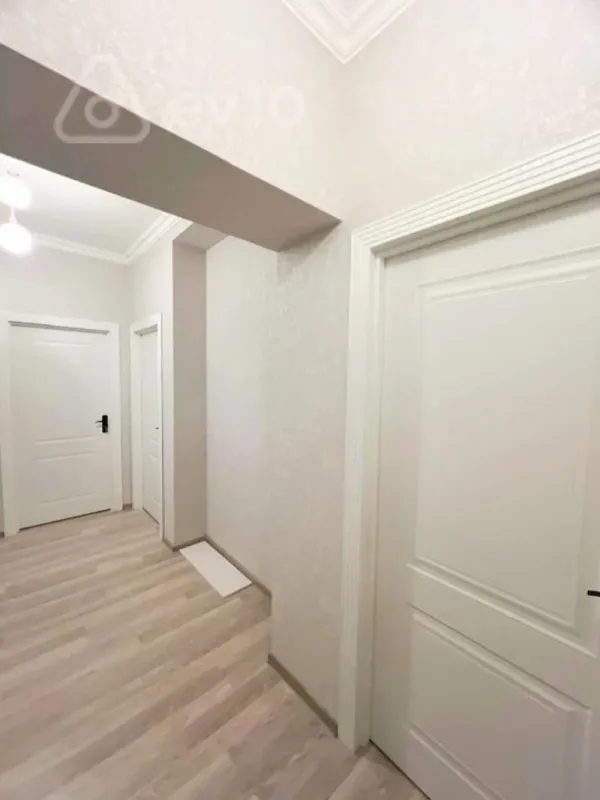 Kirayə verilir 3 otaqlı yeni tikili 80 m²