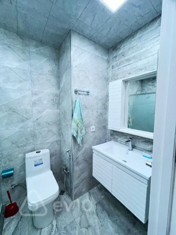 Kirayə verilir 3 otaqlı yeni tikili 80 m²