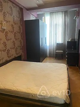 Kirayə verilir 2 otaqlı yeni tikili 76 m²