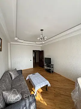 Kirayə verilir 3 otaqlı yeni tikili 145 m²