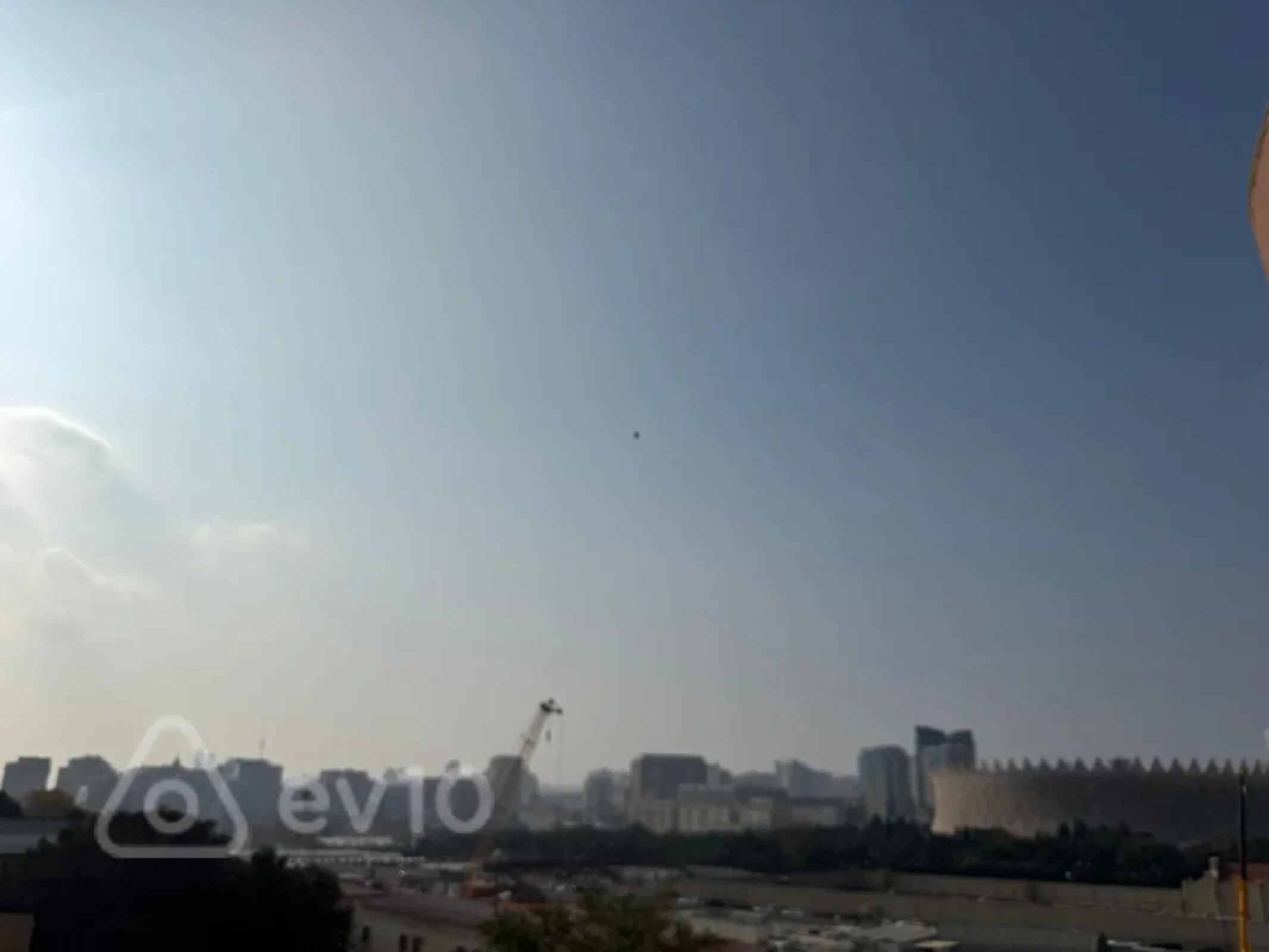 Kirayə verilir 3 otaqlı yeni tikili 145 m²