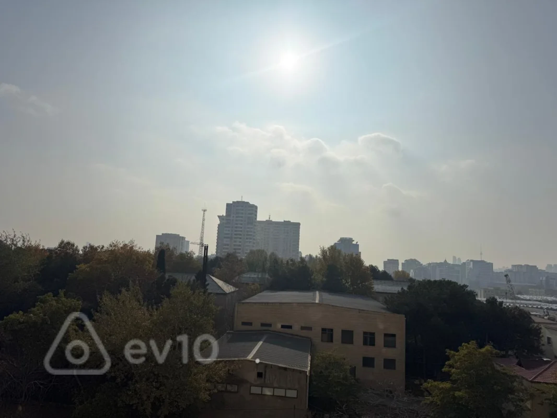 Kirayə verilir 3 otaqlı yeni tikili 145 m²