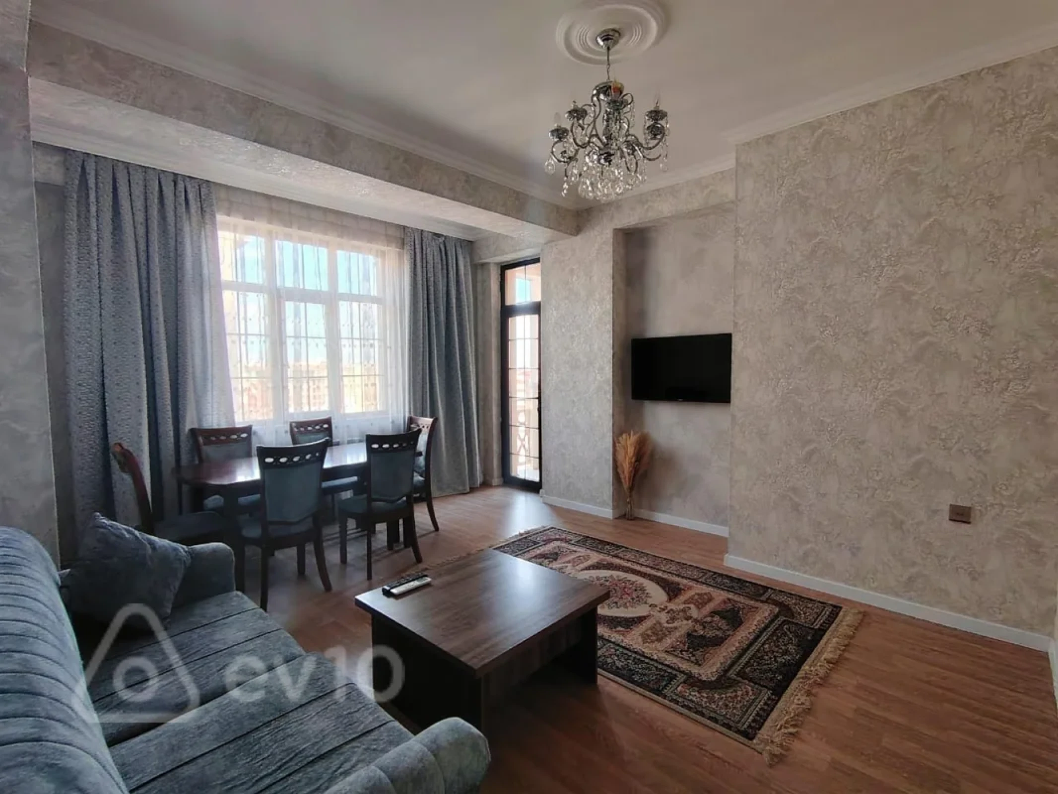 Kirayə verilir 3 otaqlı yeni tikili 105 m²