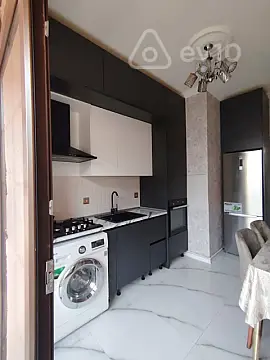Kirayə verilir 3 otaqlı yeni tikili 105 m²
