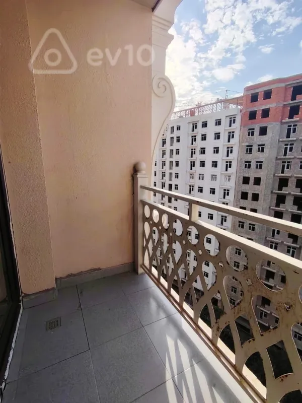 Kirayə verilir 3 otaqlı yeni tikili 105 m²