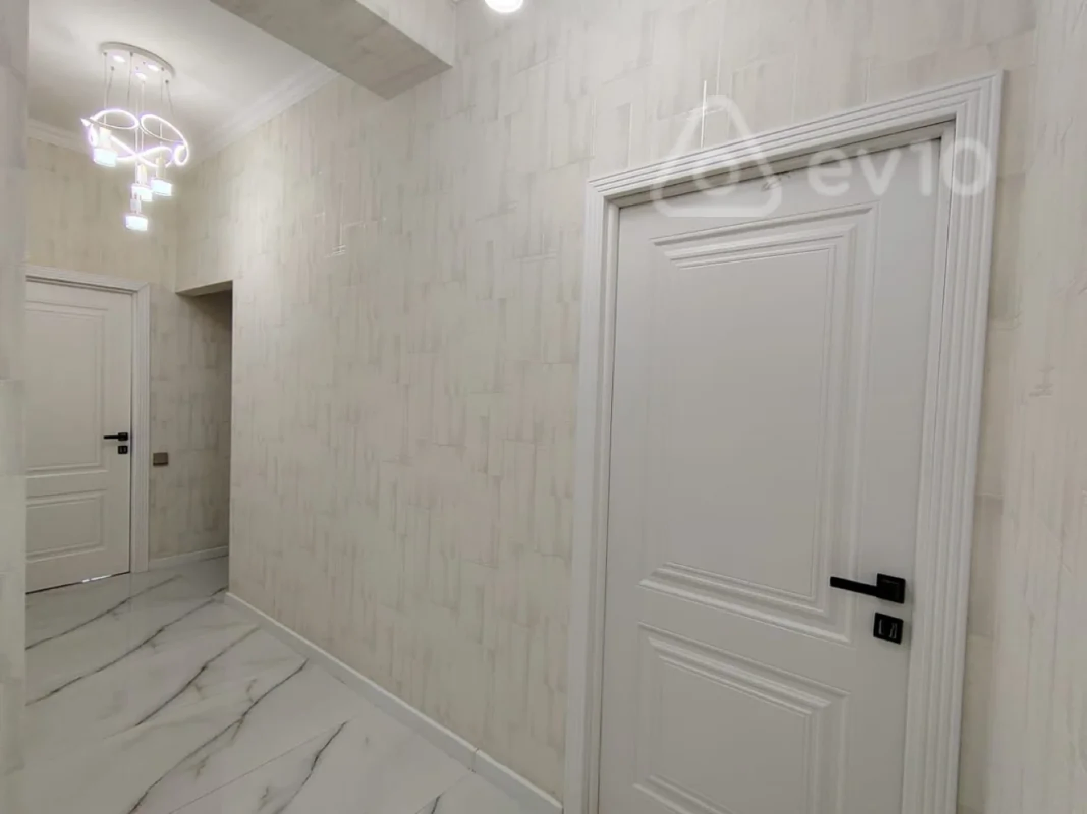 Kirayə verilir 3 otaqlı yeni tikili 105 m²