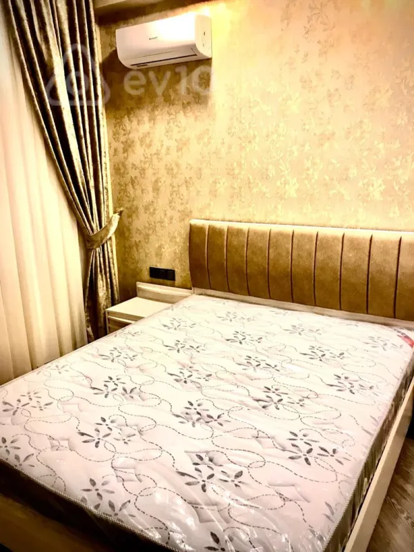 Kirayə verilir 3 otaqlı yeni tikili 110 m²