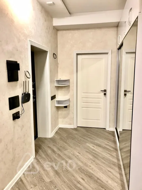 Kirayə verilir 3 otaqlı yeni tikili 110 m²